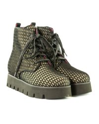 Anfibio military 181