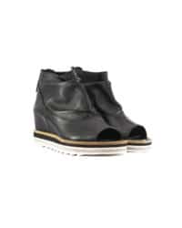 Zeppa pelle spuntata The seller