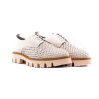 Scarpa allacciata ecru' Le Petit